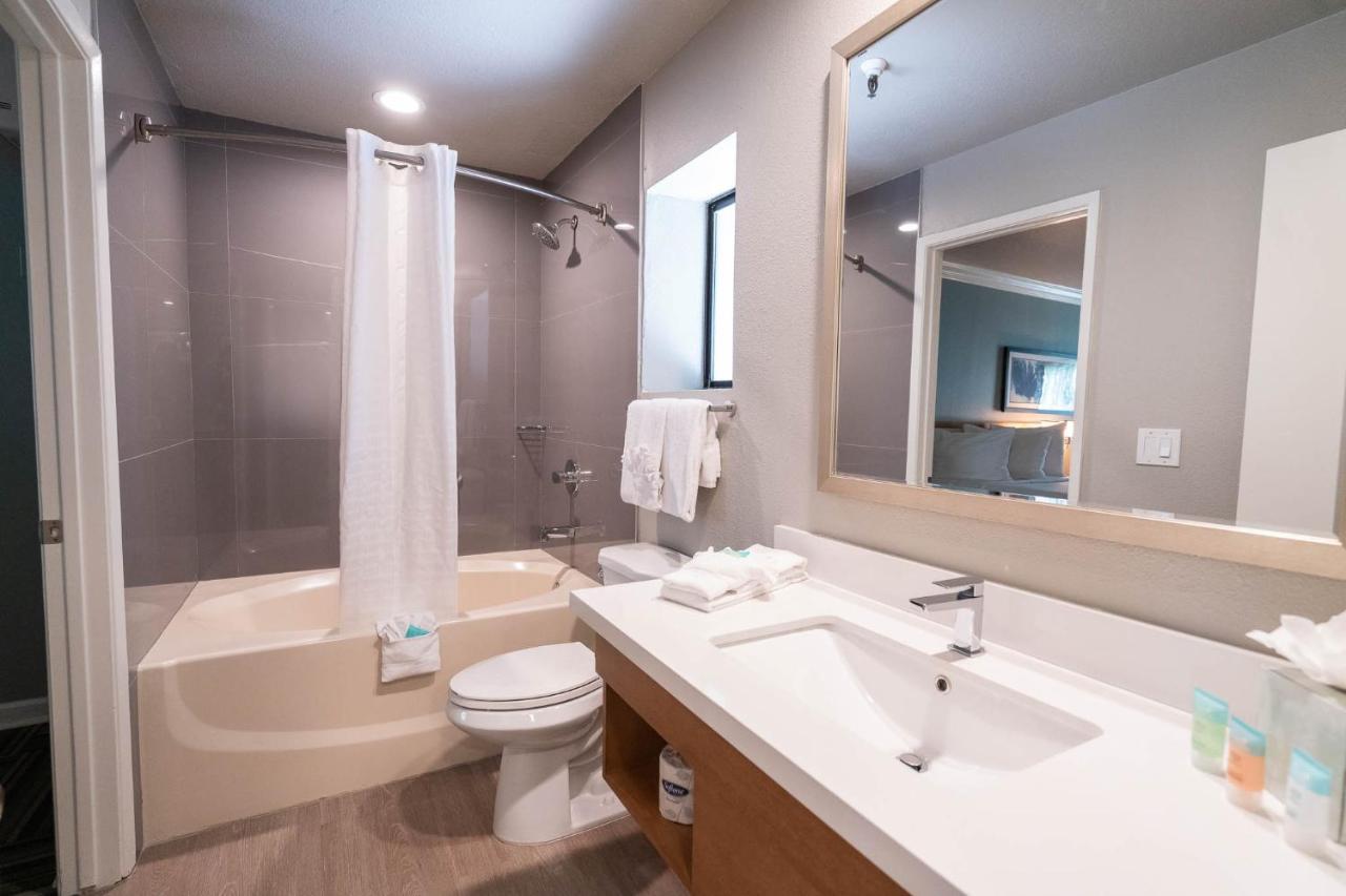 Monarch Double,1075662370:JPEG