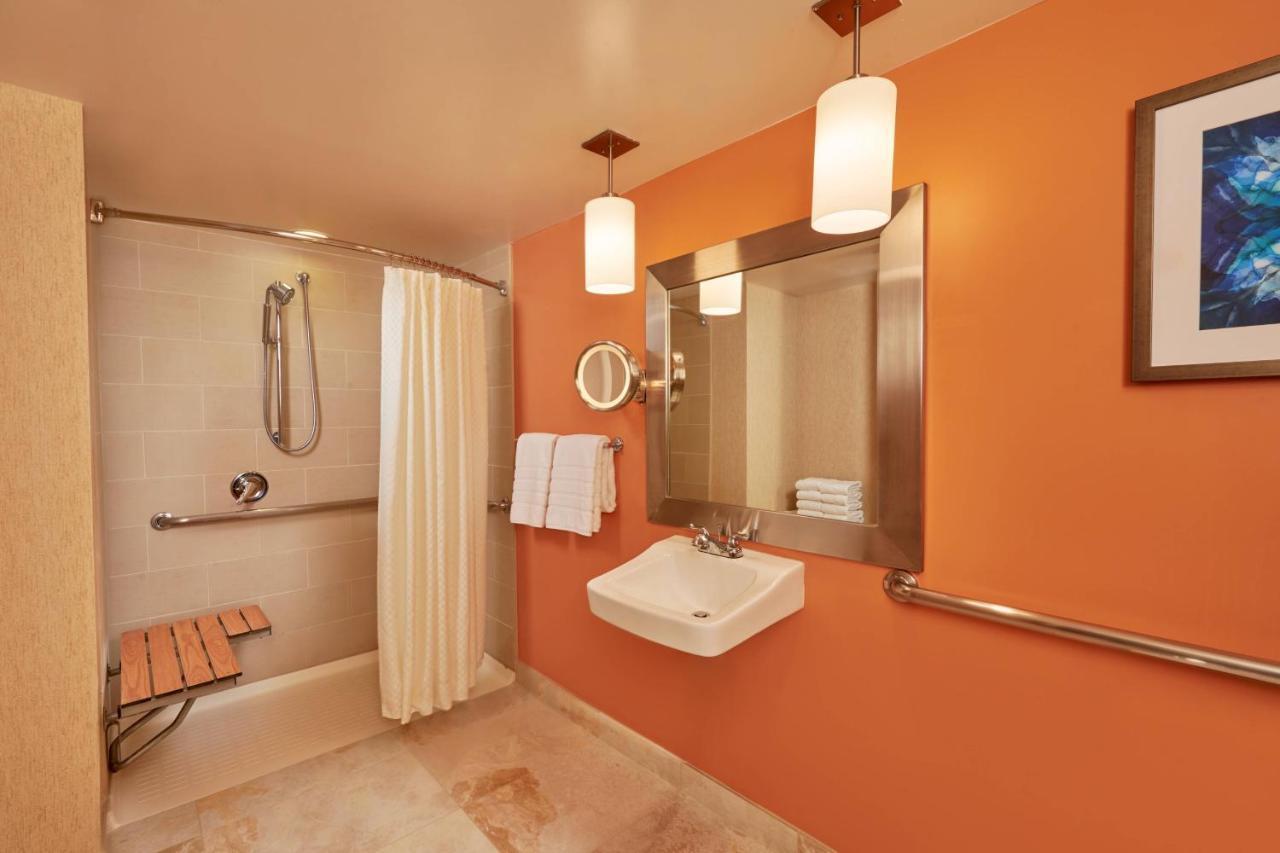 Deluxe King - View, Guest room, 1 King, City view