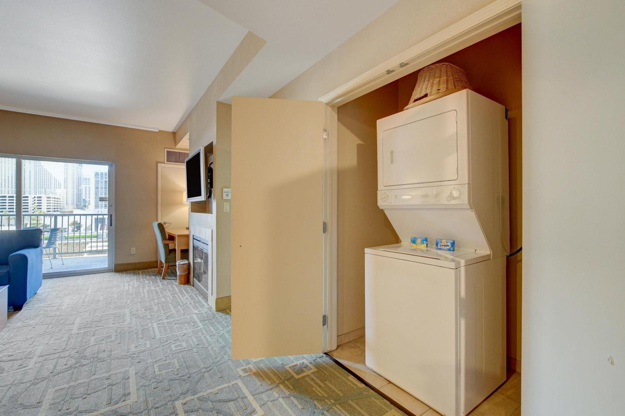 One-Bedroom Suite
