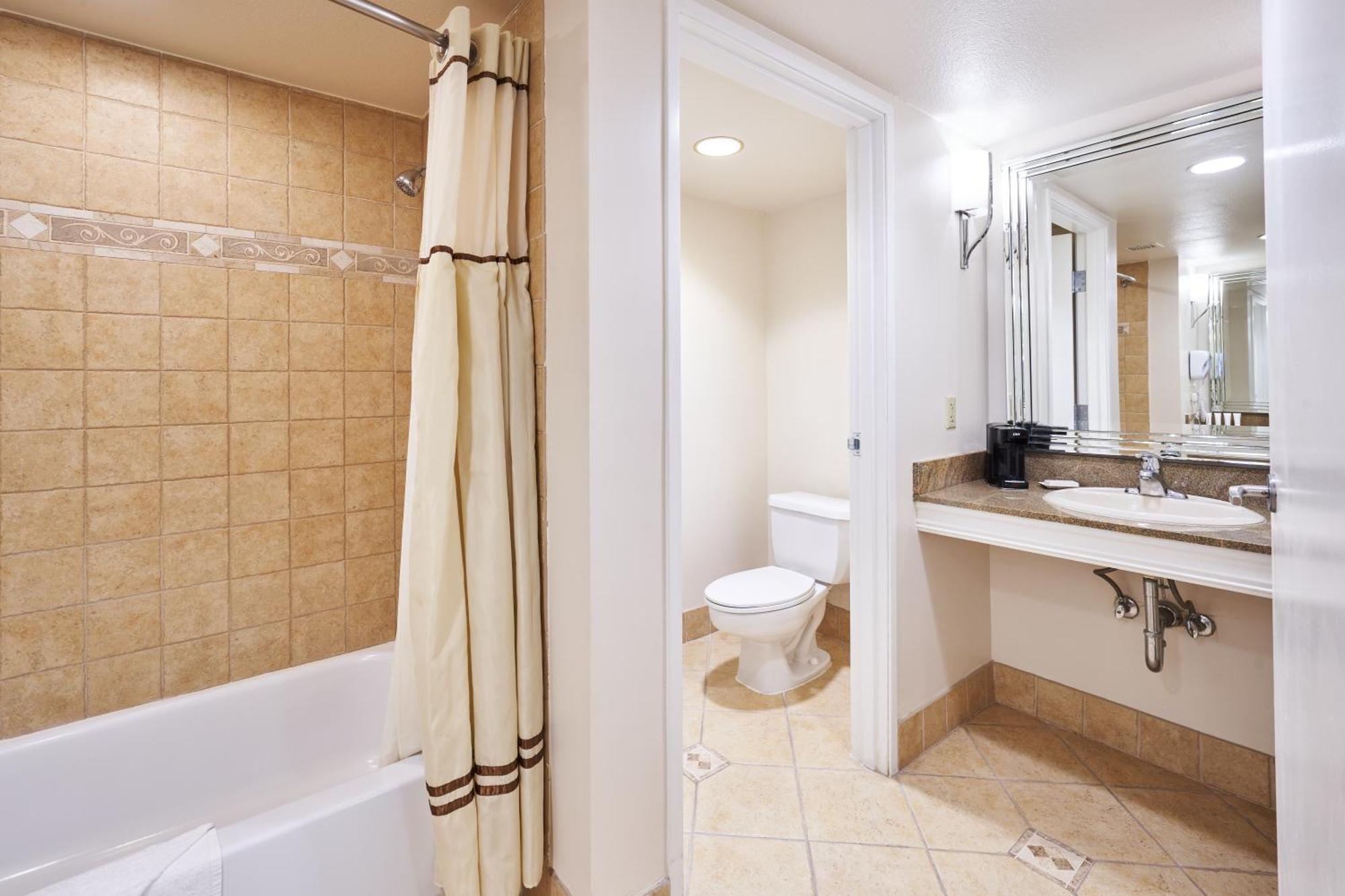 Petite Suite, 2 Queen Beds