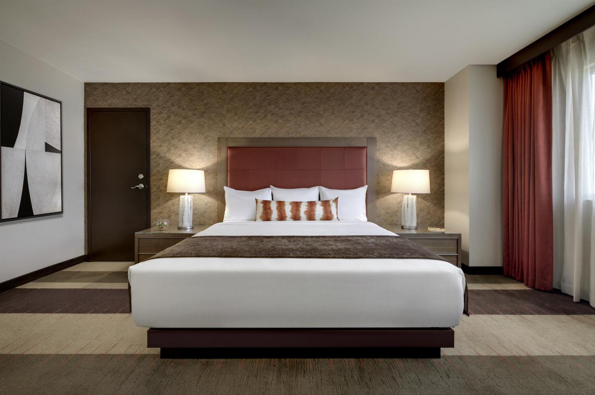 Deluxe Room Bed Type Assigned at Check