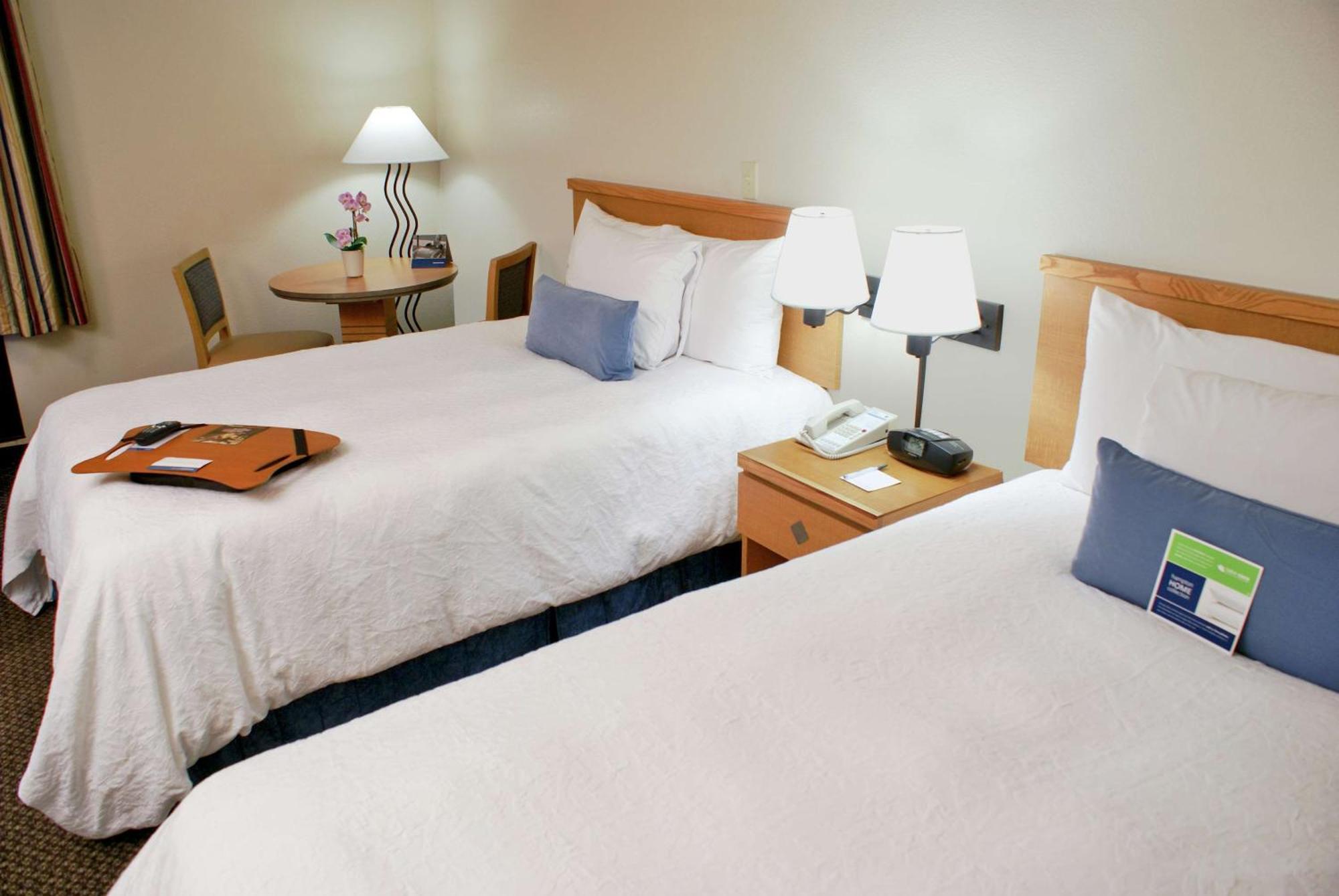 Large Queen Room Two Queen Beds Non-Smoking