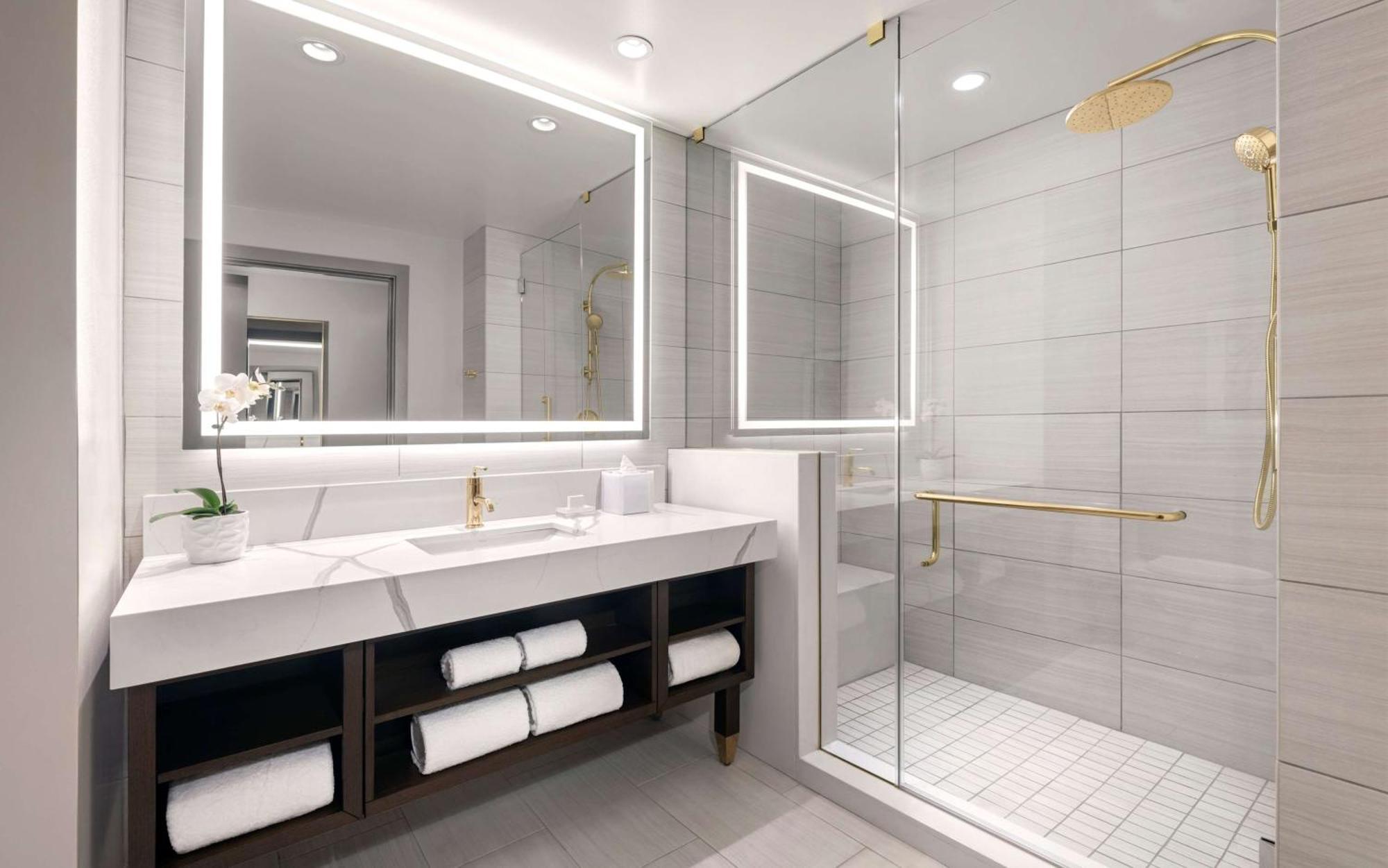 Deluxe King Room,1551449962:JPEG