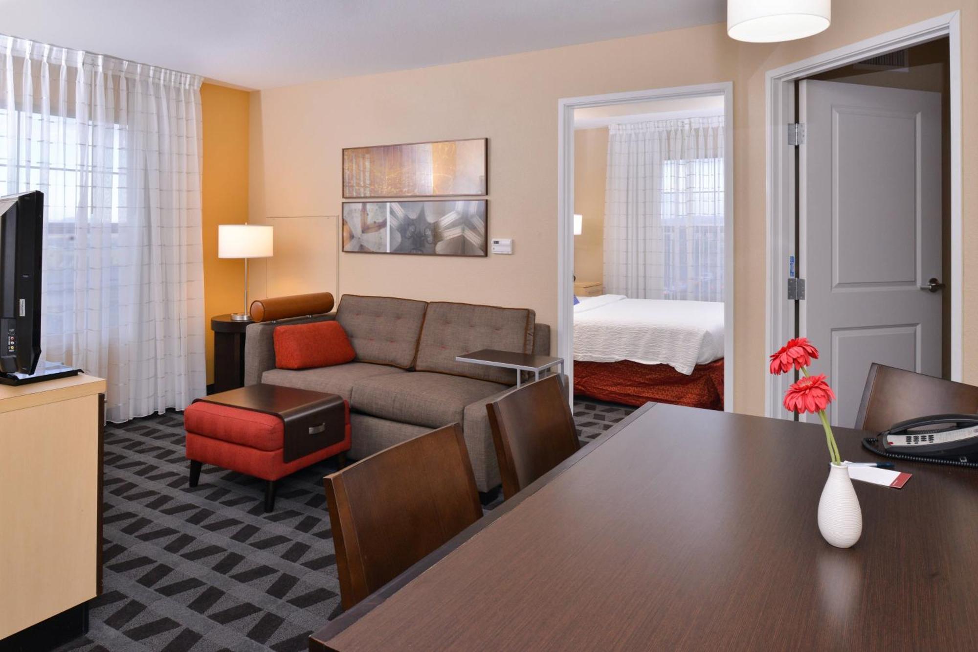 Two-Bedroom Suite