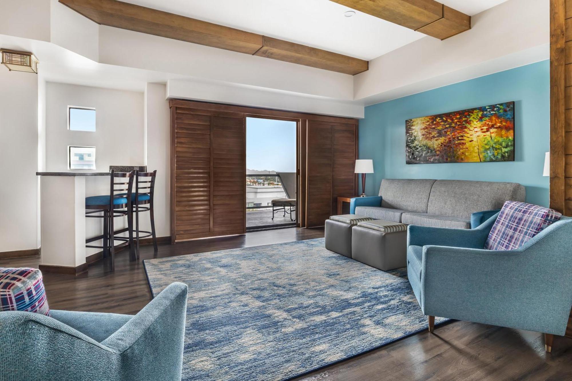 2 BEDROOM 2 KINGS POOL VIEW DELUXE SUITE,1756510089:JPEG