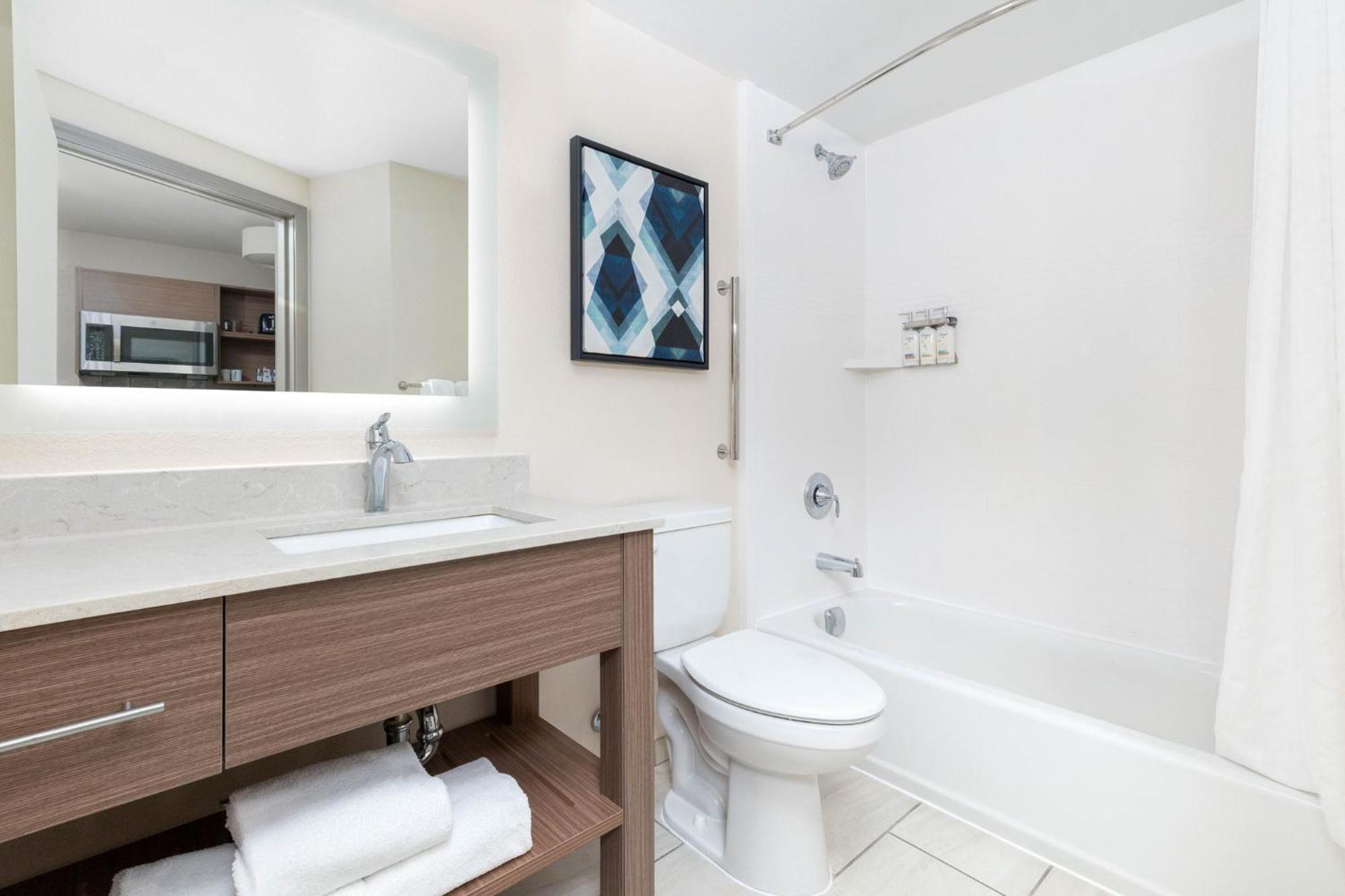 Studio Suite Two Queen Beds