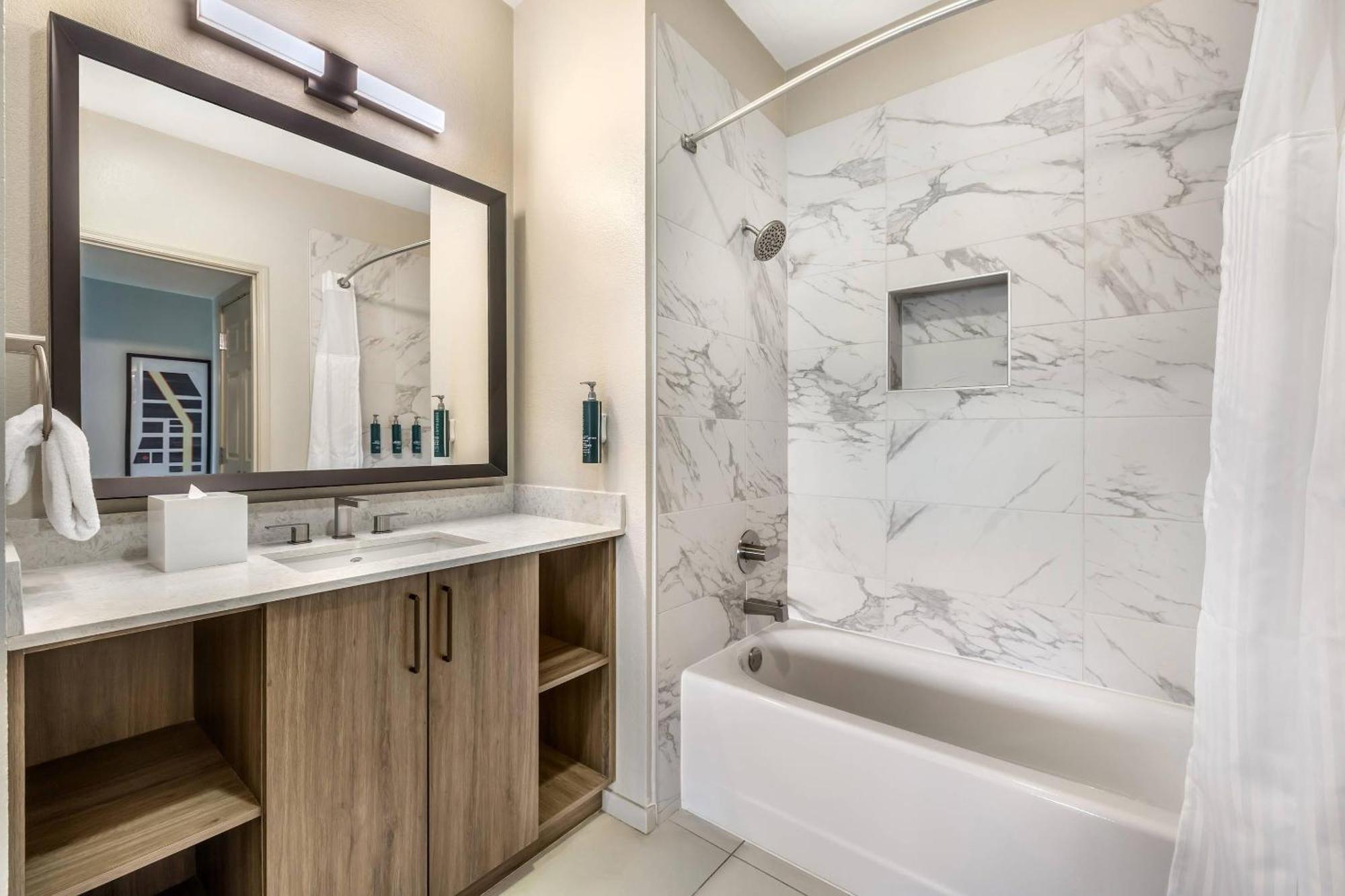 One Bedroom Deluxe