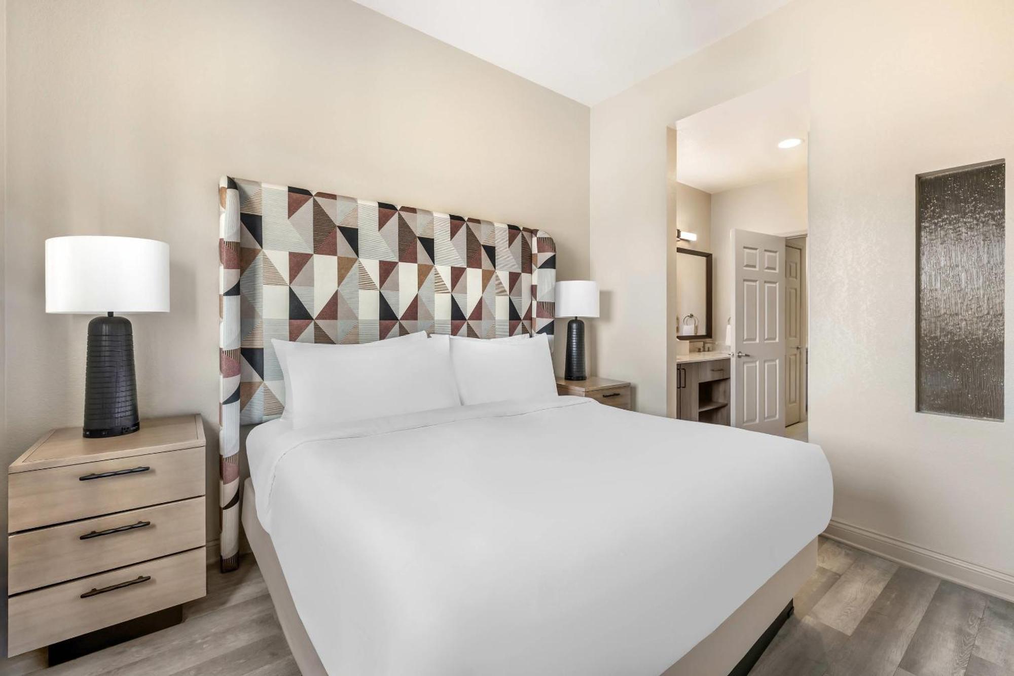 One Bedroom Deluxe