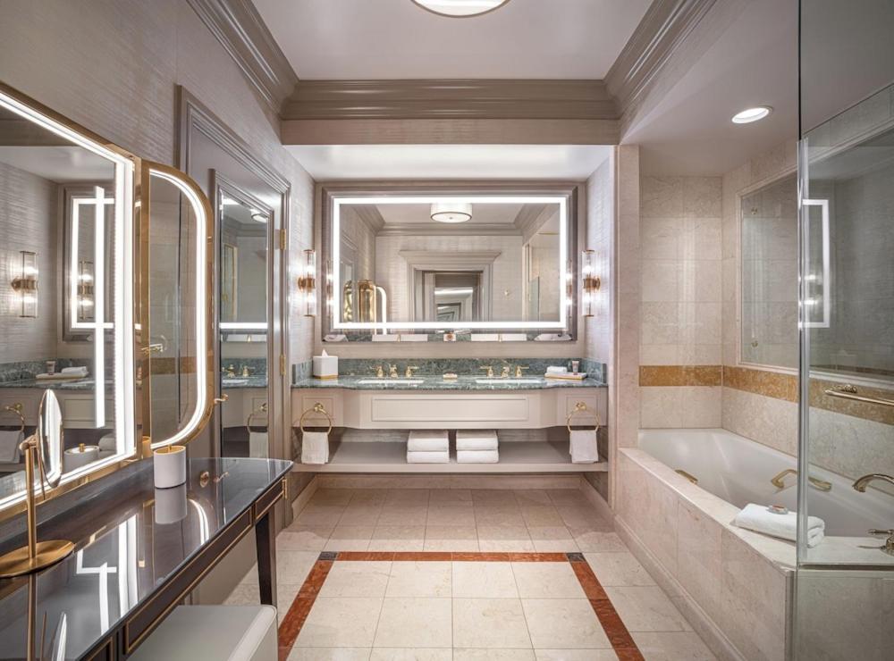 Grand King Suite + Luxury King Suite