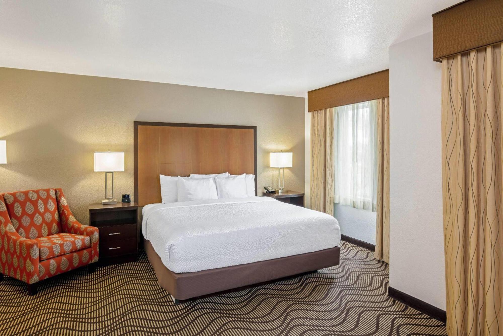 King Room View Non-Smoking