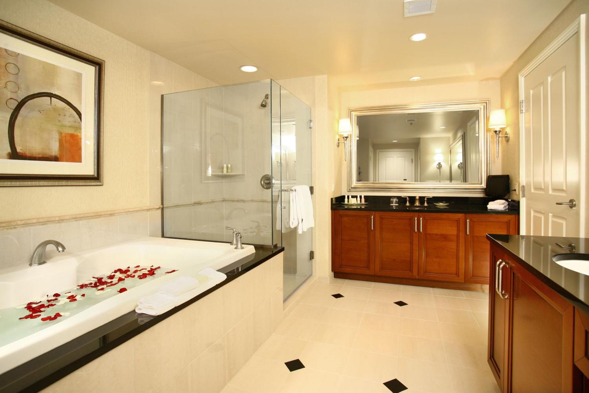 One-Bedroom Suite