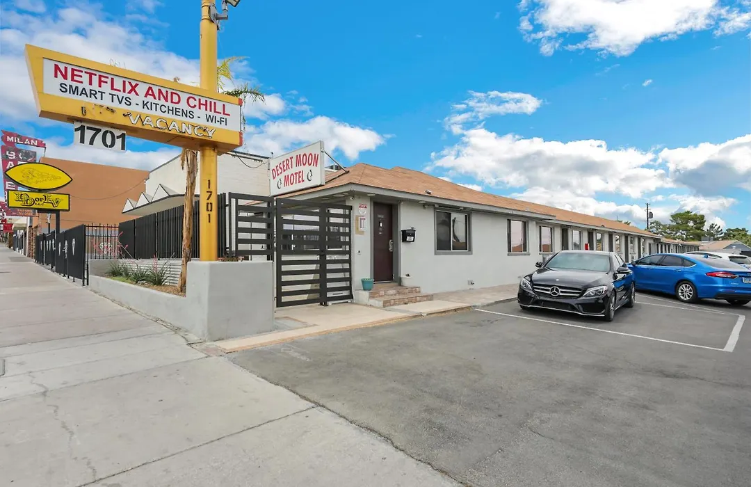 Desert Moon Motel-1