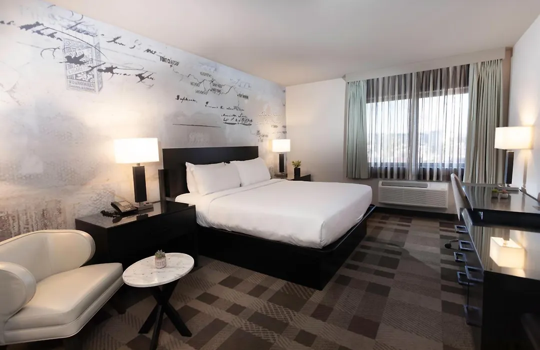 Silver Sevens Hotel And Casino, A Wyndham Garden-1