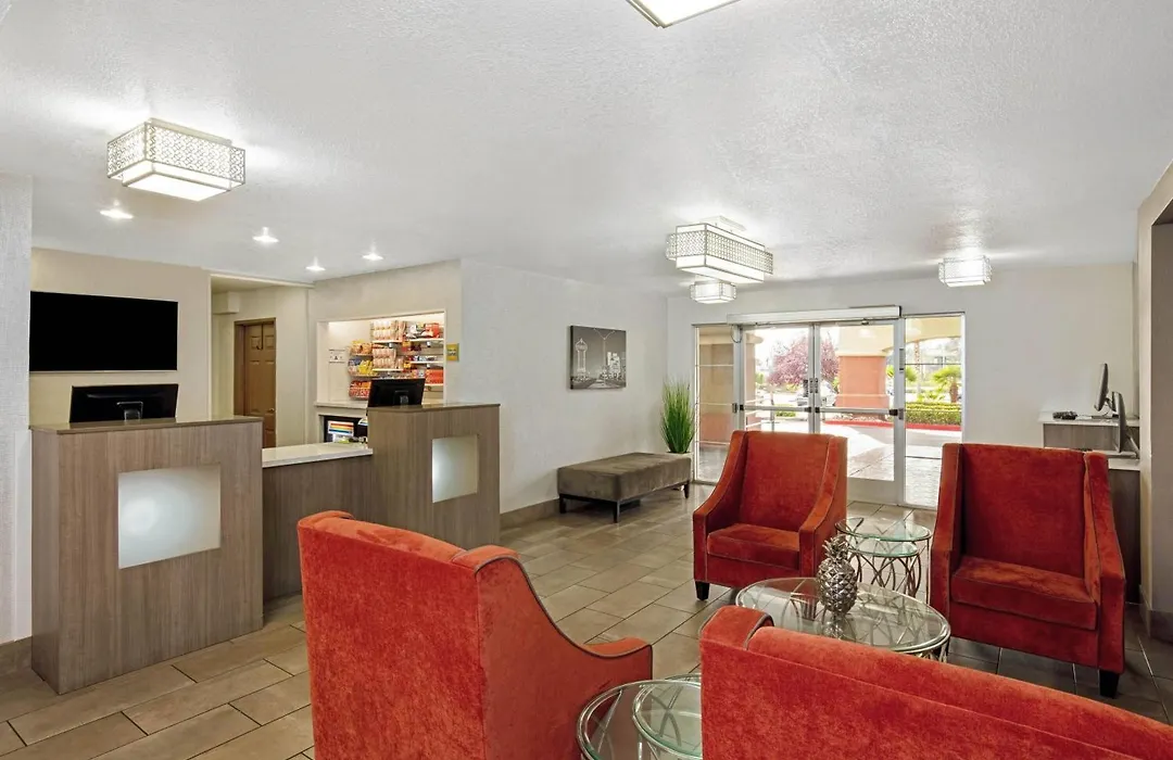 La Quinta By Wyndham Las Vegas Redrock/Summerlin-1