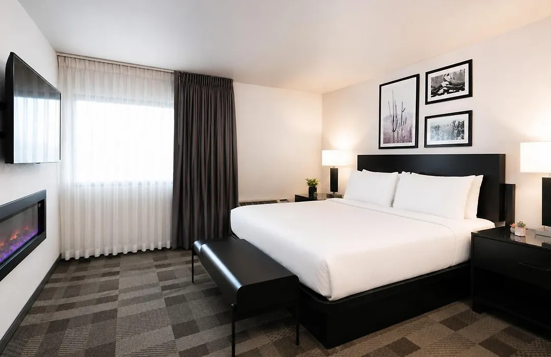 Silver Sevens Hotel And Casino, A Wyndham Garden-1
