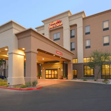 Hampton Inn & Suites Las Vegas Airport-3