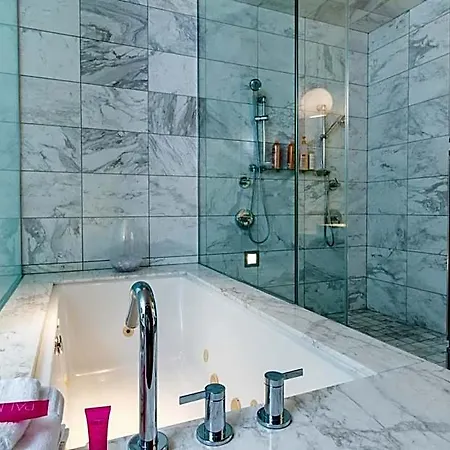 Romance Phenthouse At Palms Place-2