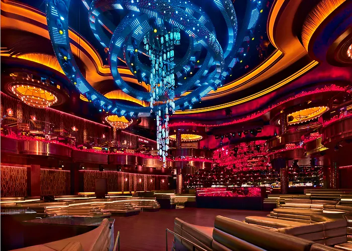 Best Hotels in VegasCaesars Palace & Casino