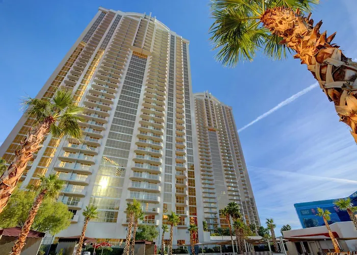 The Fantasy Suite Mgm Signature Pool View Las Vegas