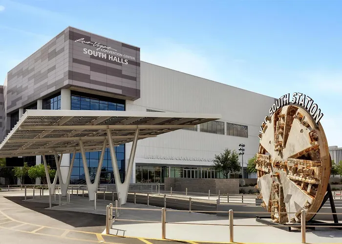 Home2 Suites By Hilton Las Vegas Convention Center - No Resort Fee