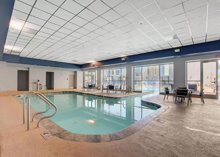 The Lapis Suite At Platinum Hotel 5 Min Walk To F1 Koval Zone Entrance Las Vegas