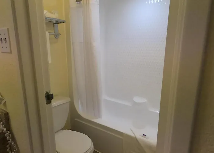 Best Hotels in VegasMotel 6 , Nv - Strip