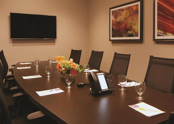 Hyatt Place Las Vegas At Silverton Village